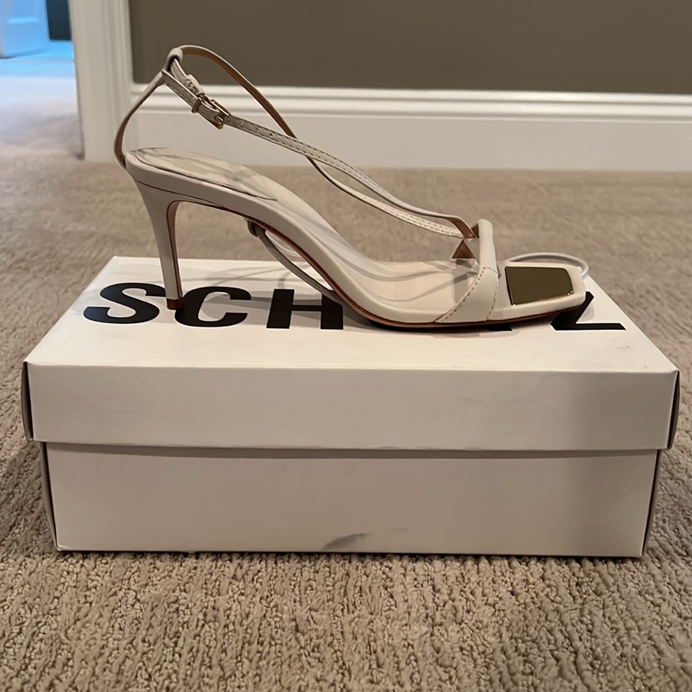 Brand new never worn Schutz Vikki Lo in bone